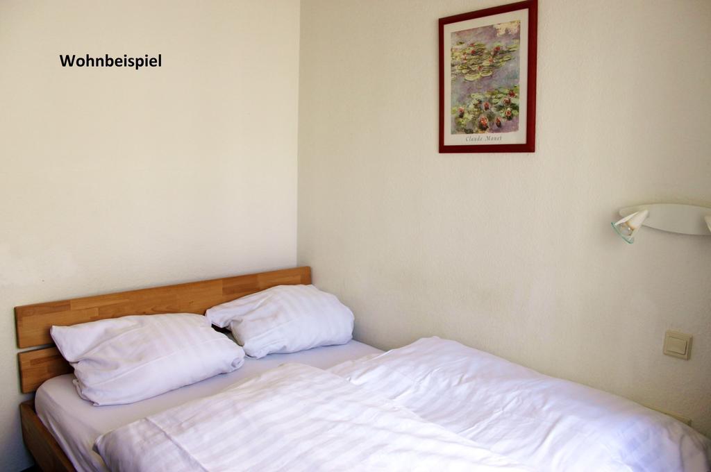 City Hotel Meesenburg Wurtzbourg Chambre photo