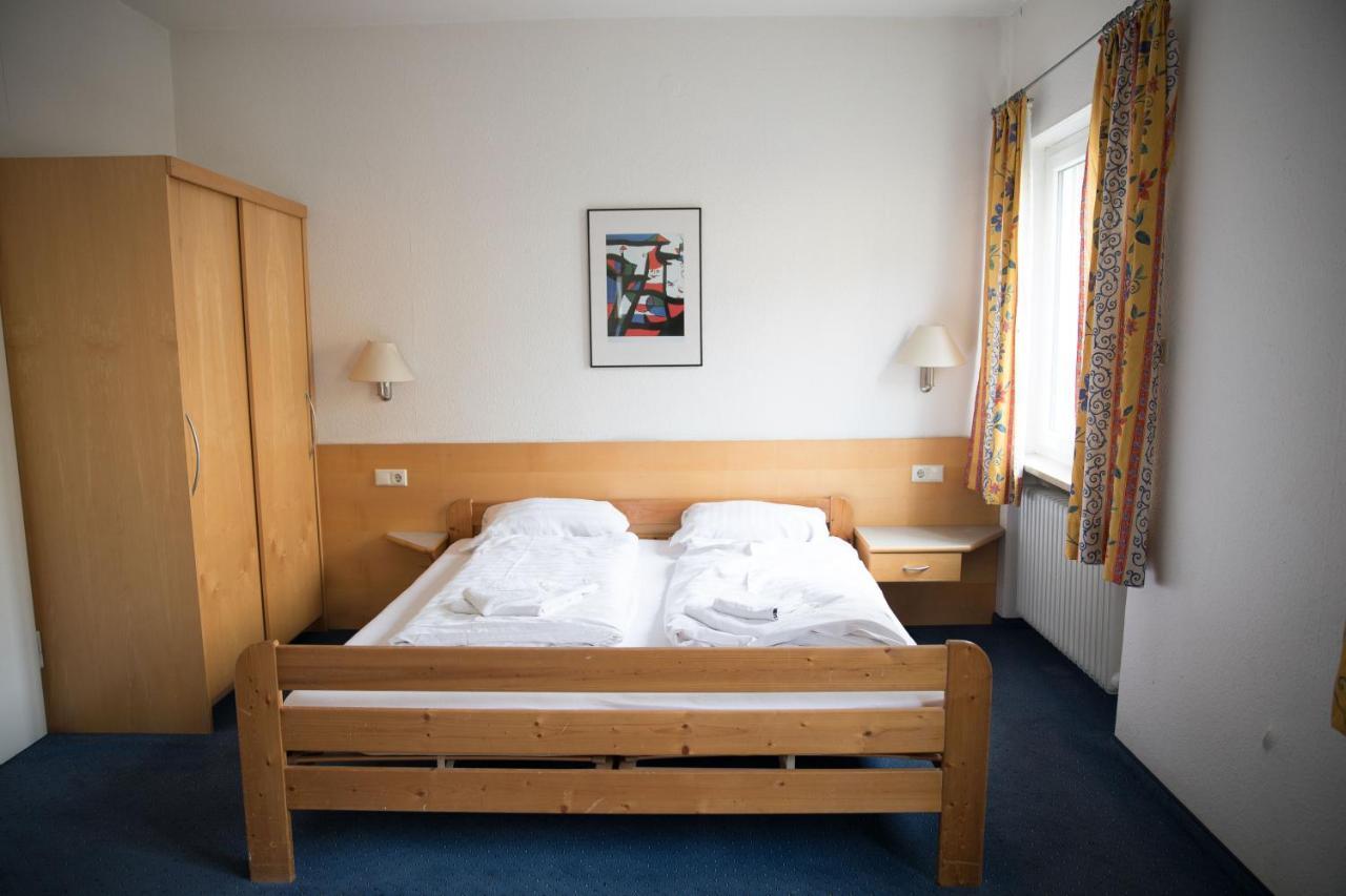 City Hotel Meesenburg Wurtzbourg Extérieur photo